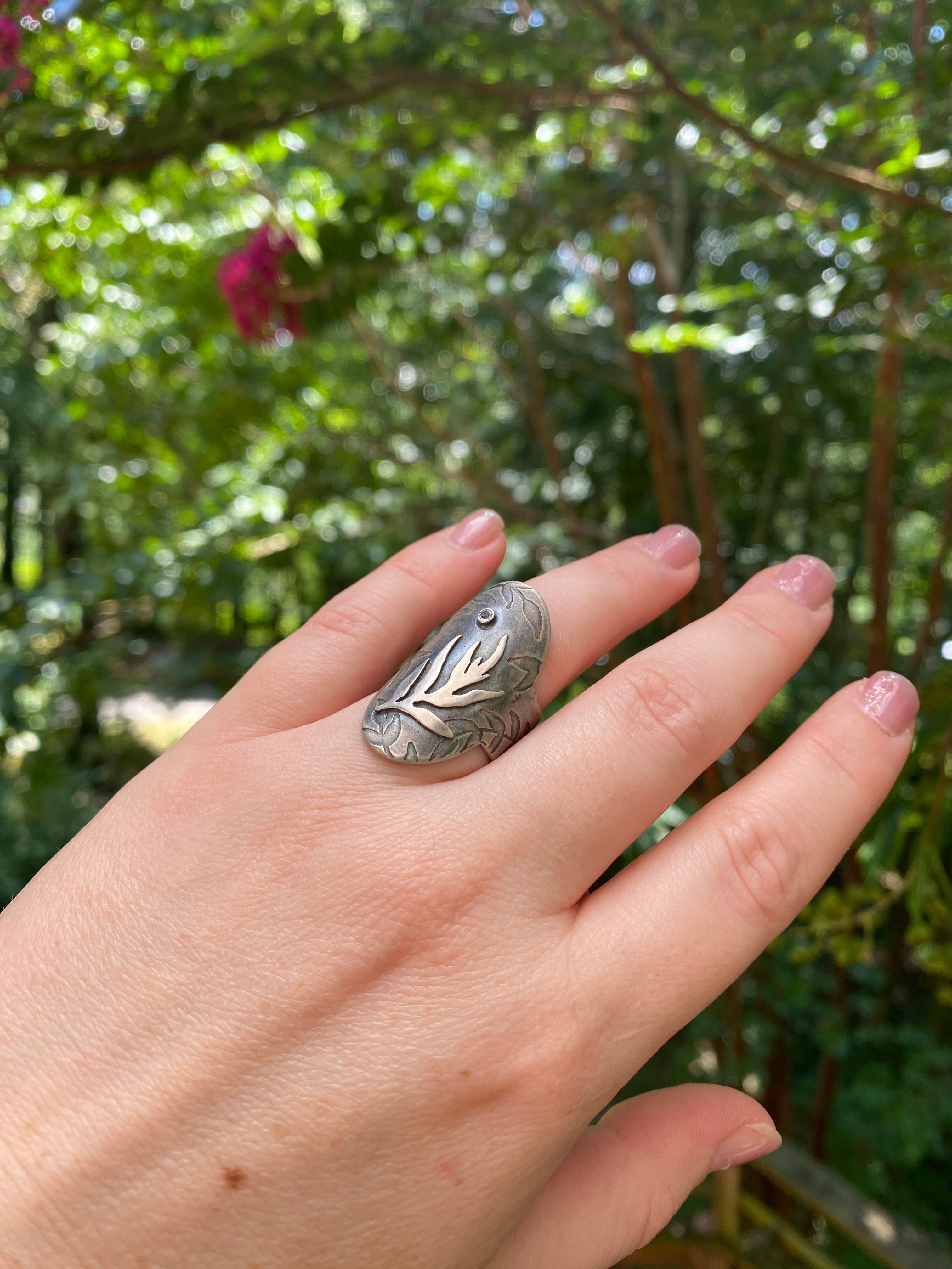 Mugwort + White Sapphire Wide Band Ring Size 7