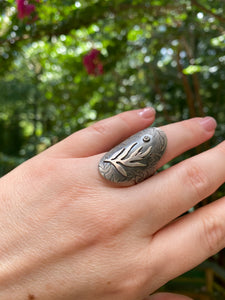 Mugwort + White Sapphire Wide Band Ring Size 7